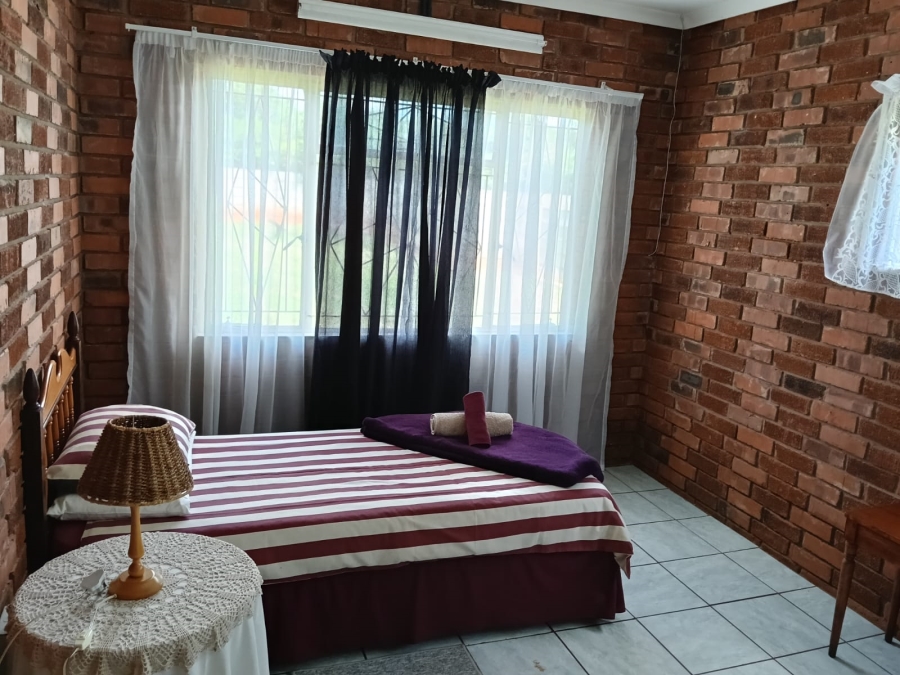 8 Bedroom Property for Sale in Brits Rural North West